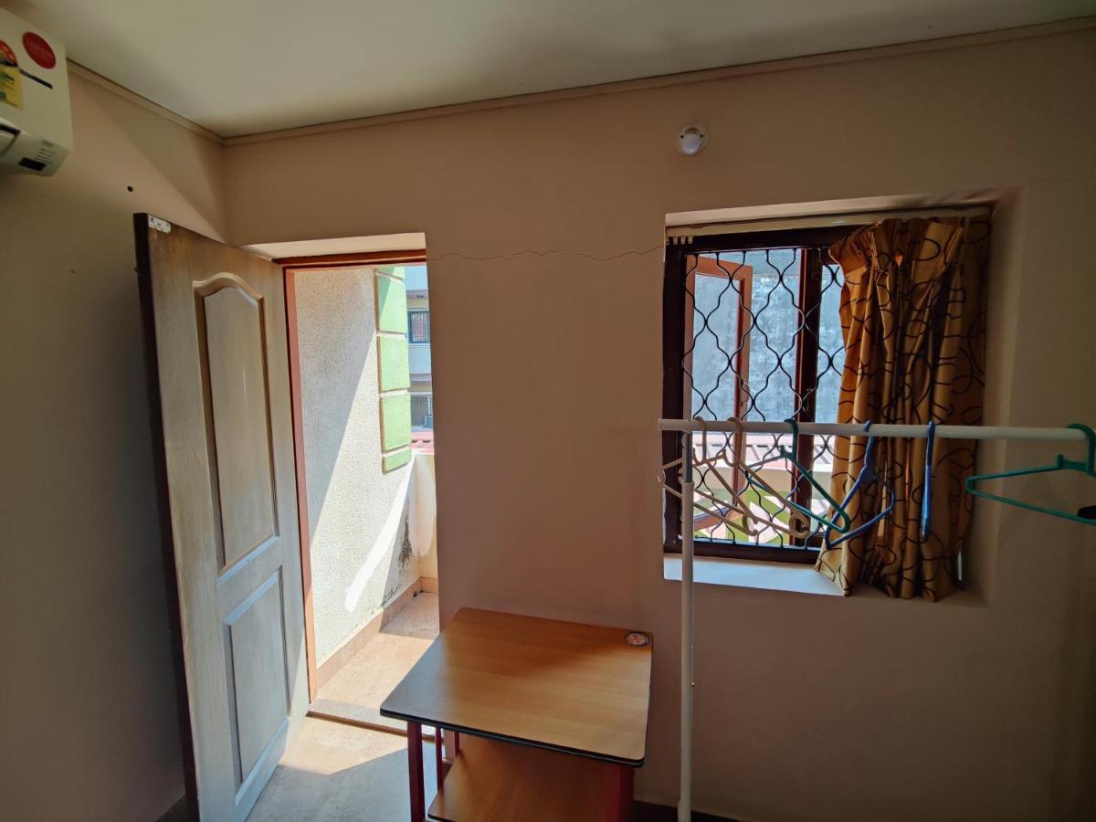 Menezes House Hotel Panaji Exterior foto