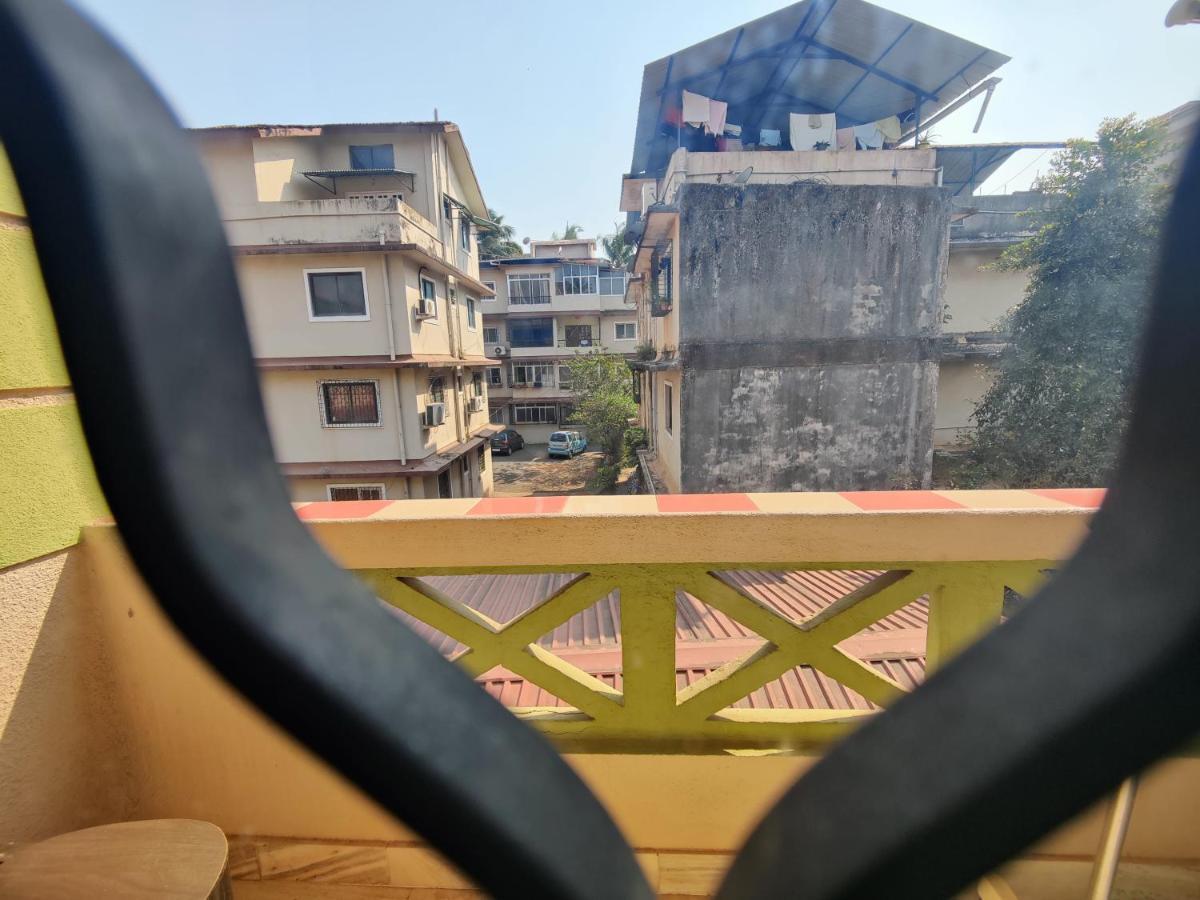 Menezes House Hotel Panaji Exterior foto