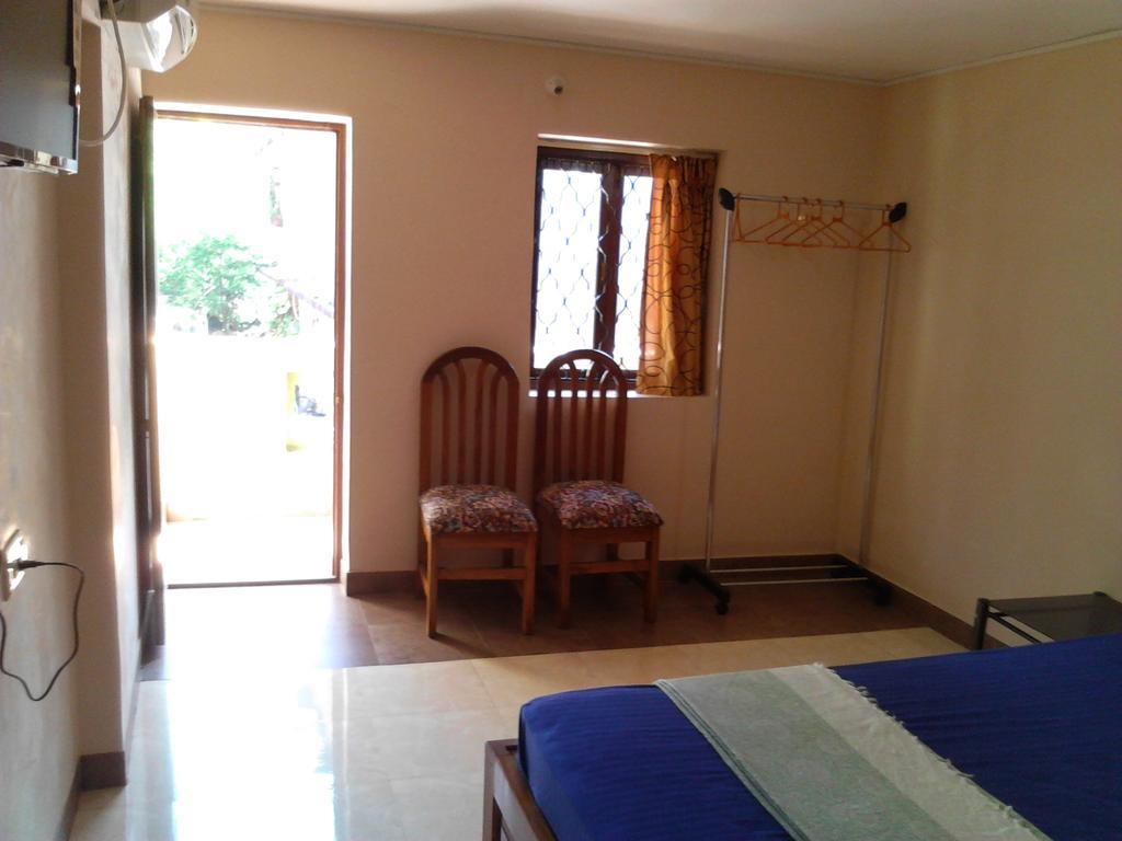 Menezes House Hotel Panaji Exterior foto
