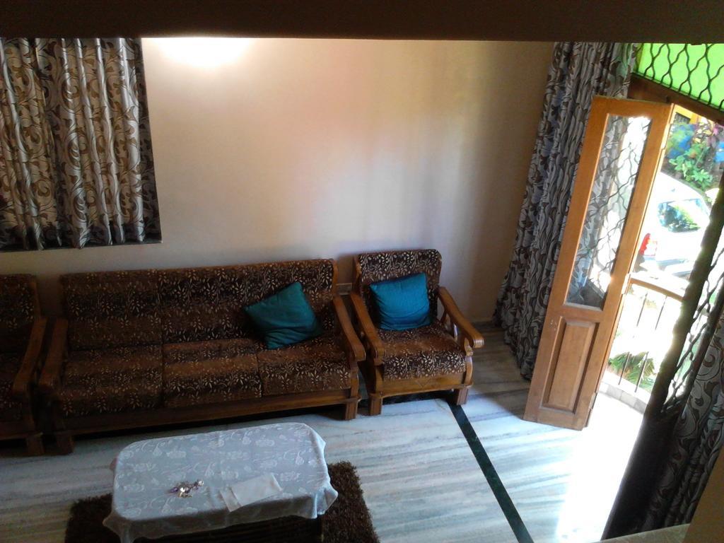Menezes House Hotel Panaji Exterior foto