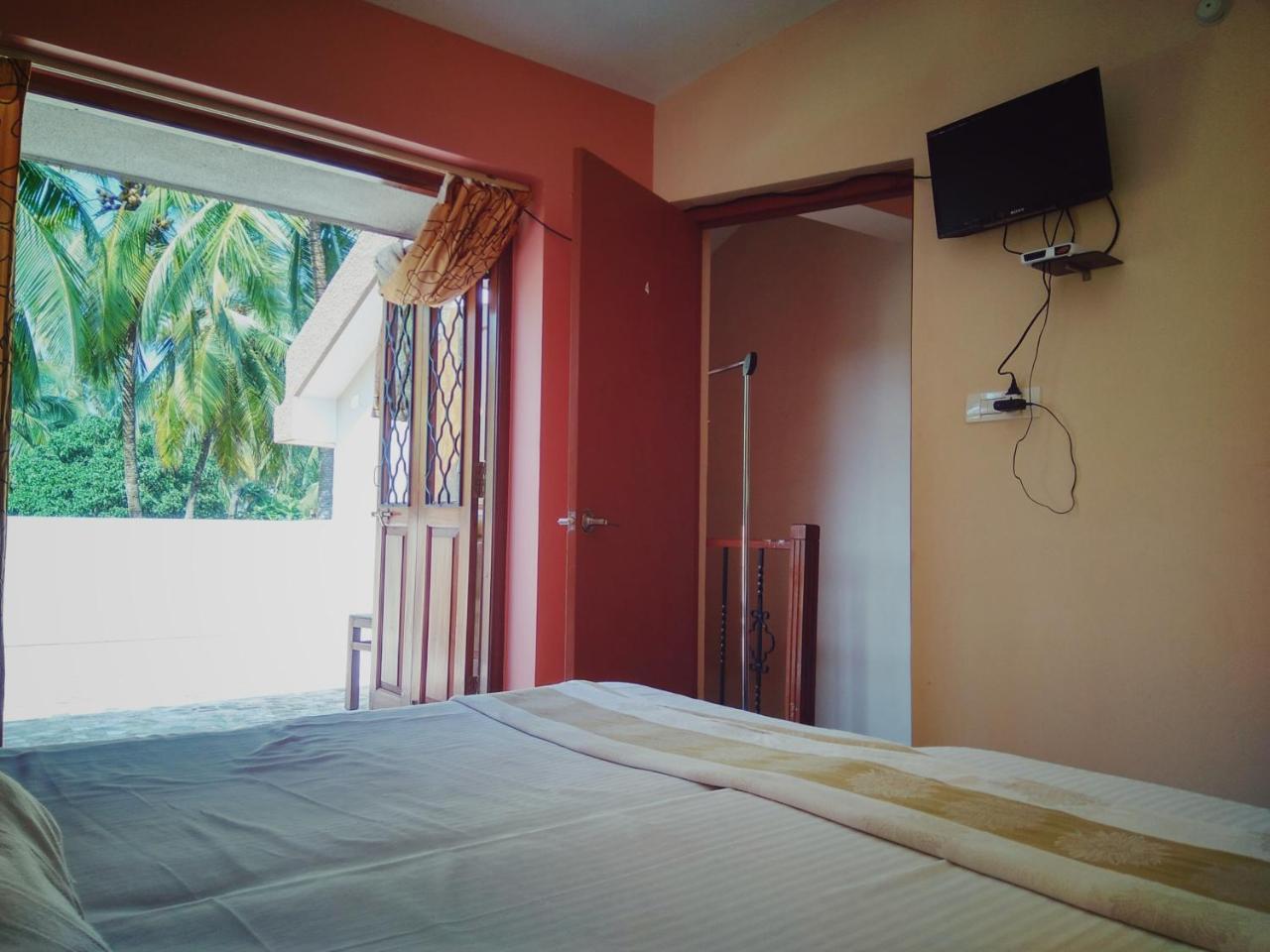 Menezes House Hotel Panaji Exterior foto